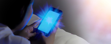 Hvad er forskellen på naturligt og kunstigt blåt lys? 